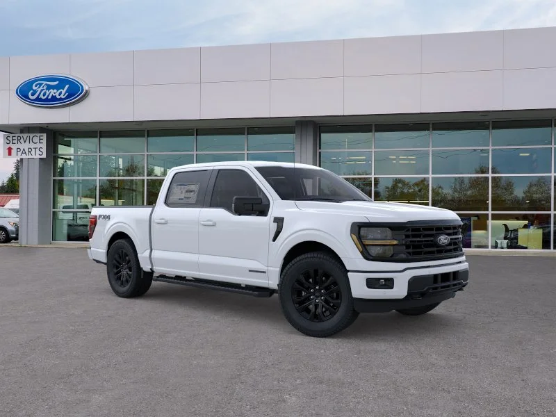 New 2025 Oxford White Ford XLT image 7