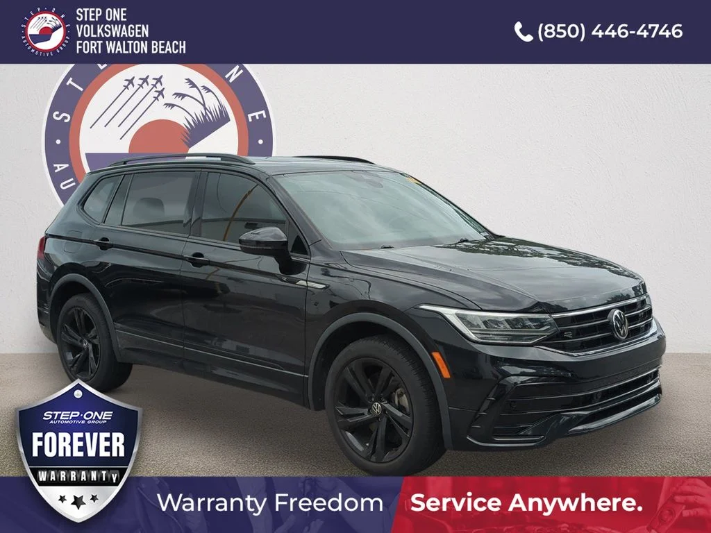 Used 2023 Black Volkswagen 2.0T SE R-Line Black image 1