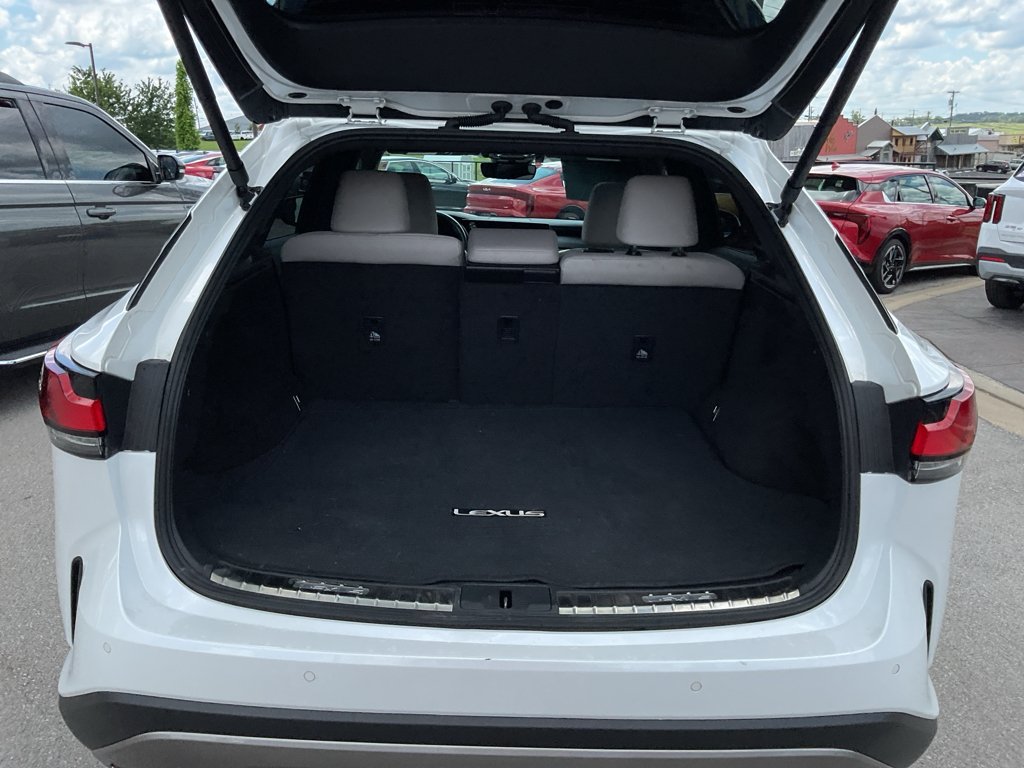 Used 2023 Eminent White Pearl Lexus Premium Plus image 15