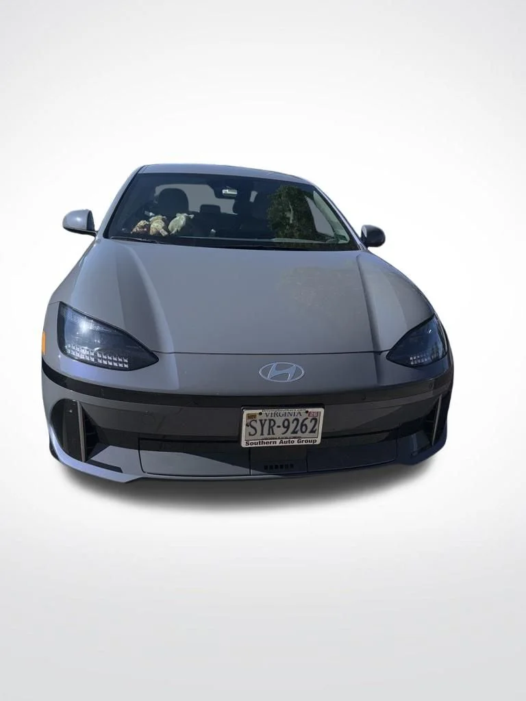 Used 2025 Blue Hyundai SEL image 2