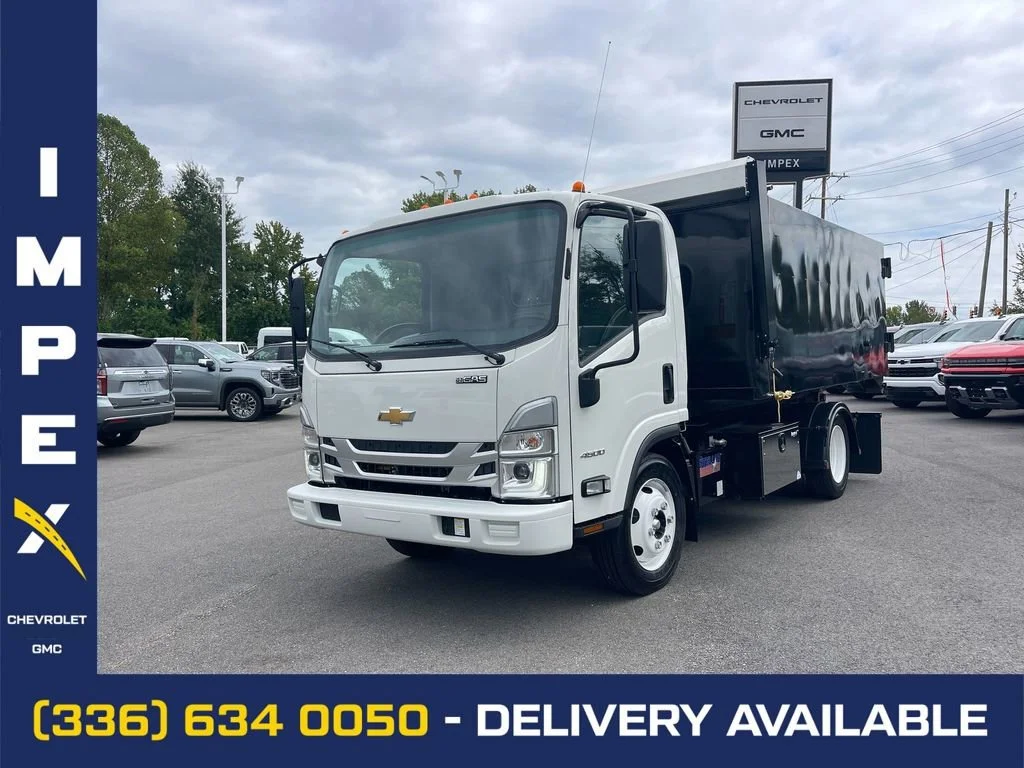 2024 Chevrolet Low Cab Forward 4500 Gas 176" WB Regular Cab's photo