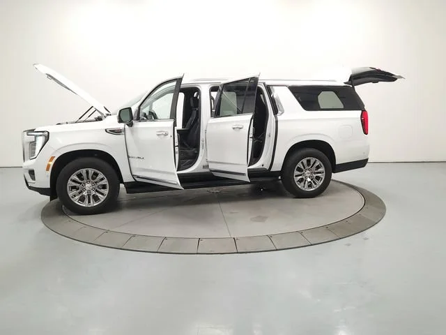 Used 2025 Summit White GMC Denali image 13