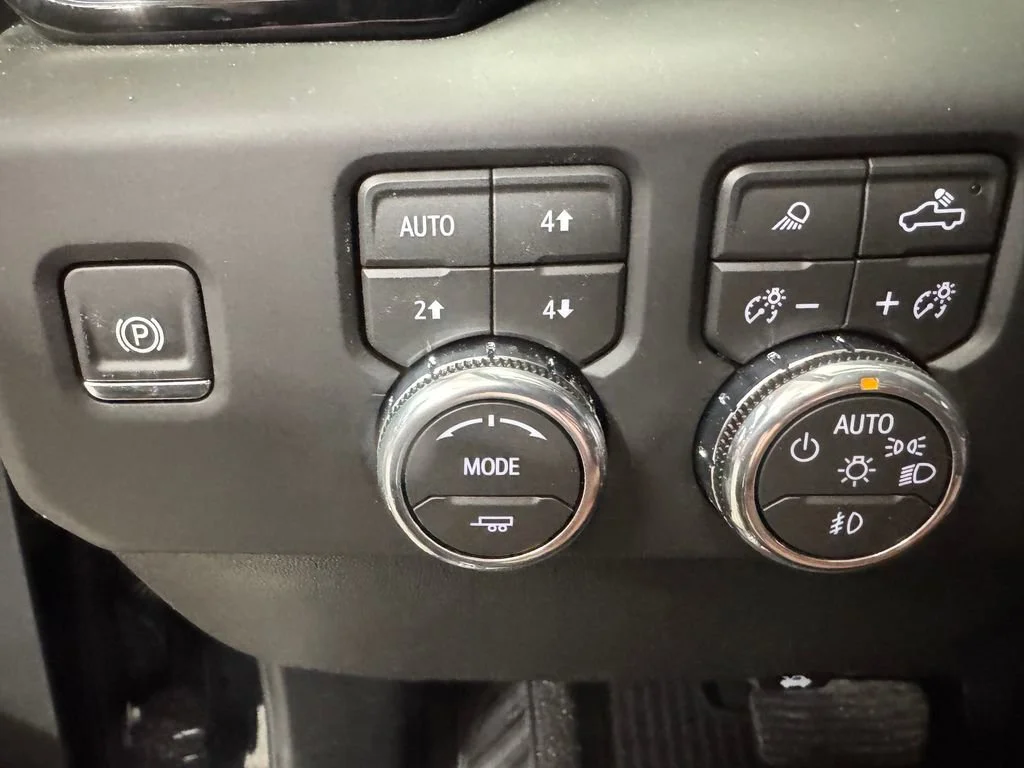 New 2026 Onyx Black GMC Denali Ultimate image 22