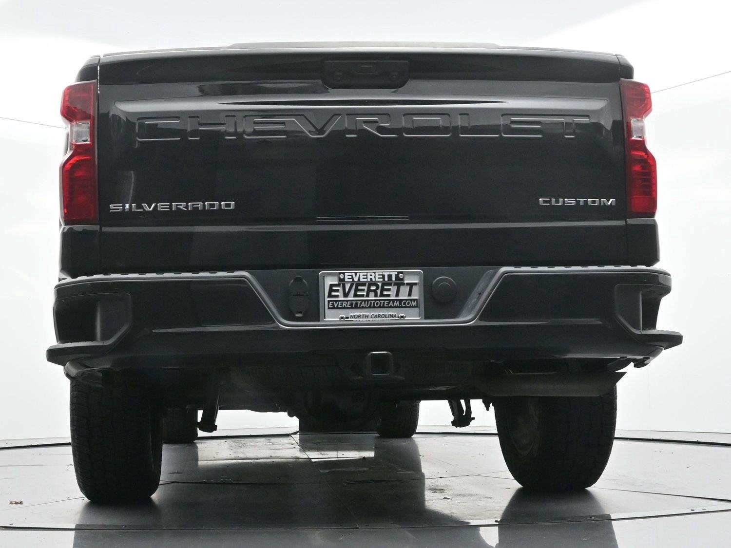 Used 2024 Black Chevrolet Custom image 46