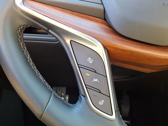 Used 2025 Stellar Black Metallic Cadillac Premium Luxury image 29