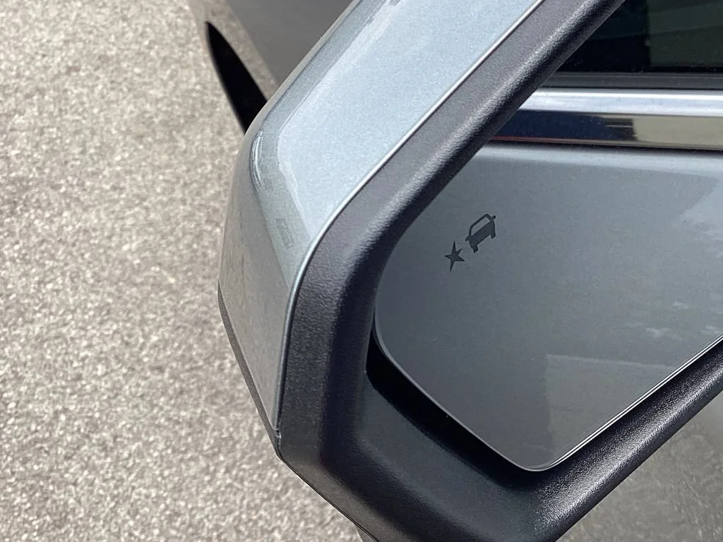 Used 2024 Sterling Gray Metallic Chevrolet LT image 23