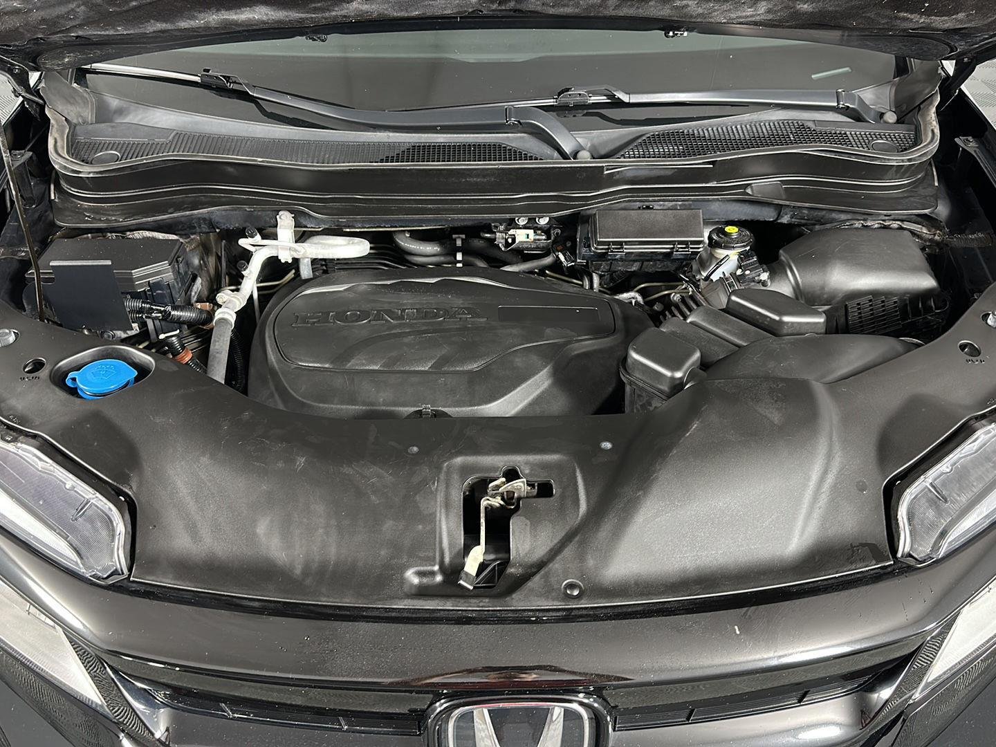 Used 2022 Crystal Black Pearl Honda Black Edition image 2