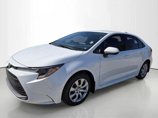 Used 2026 Ice Cap Toyota LE image 8