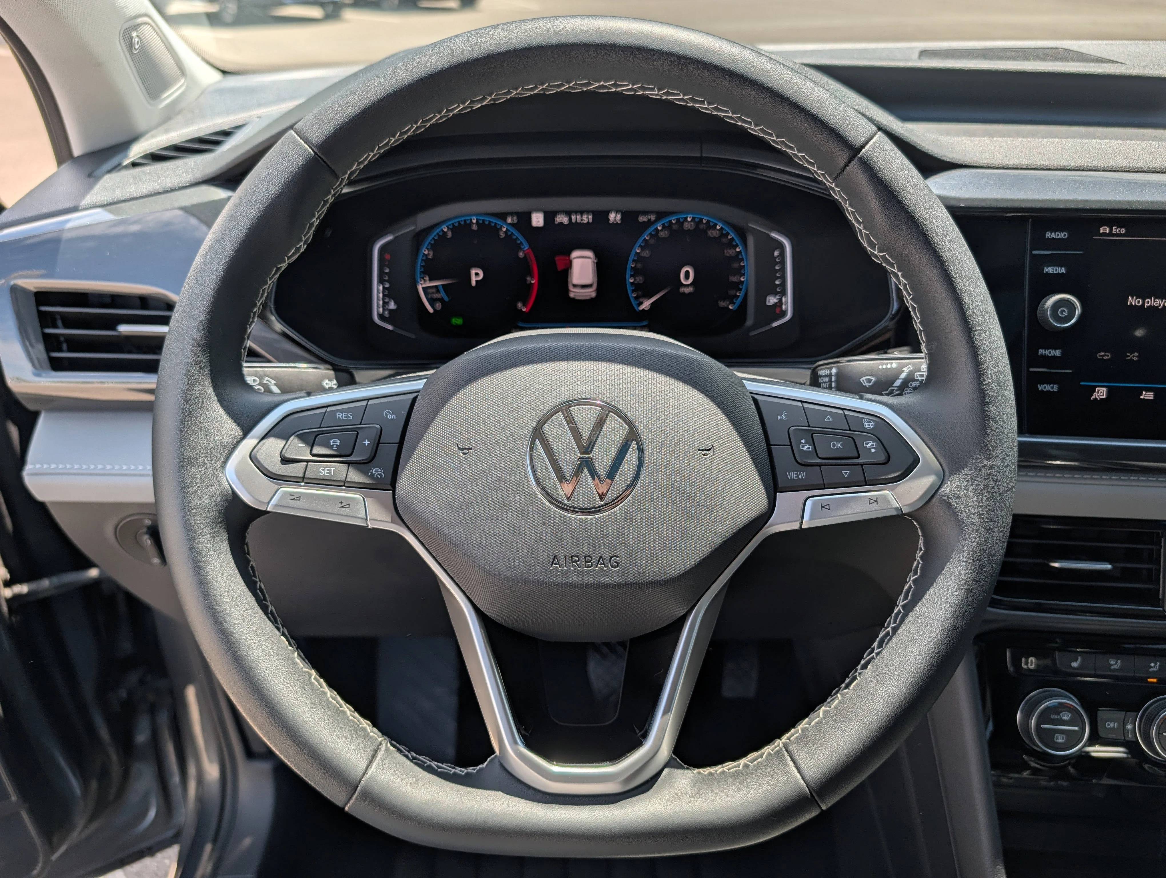 Certified Used 2023 Platinum Gray Metallic Volkswagen SEL image 31