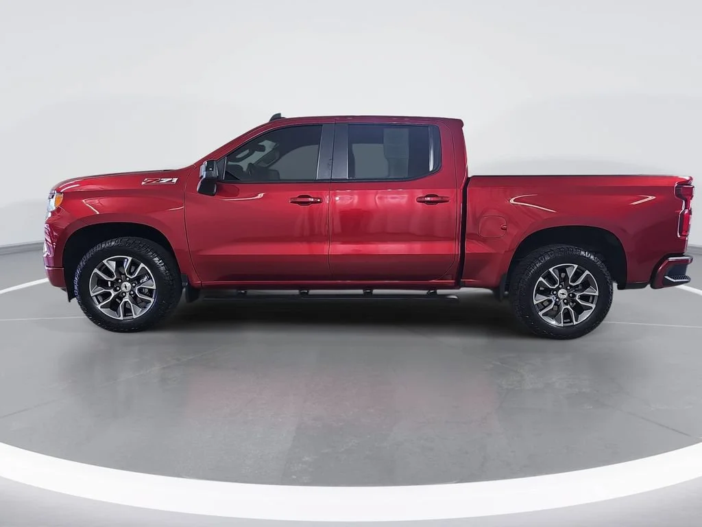 Used 2022 Cherry Red Tintcoat Chevrolet RST image 7