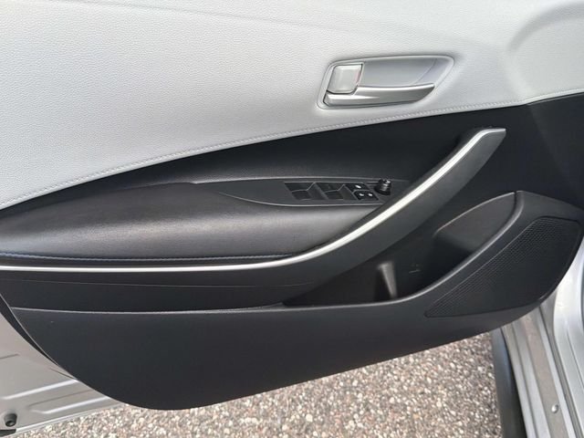 Used 2020 Silver Toyota SE image 15