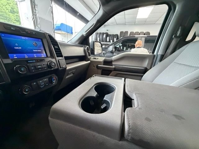 Certified Used 2020 Oxford White Ford XLT image 15