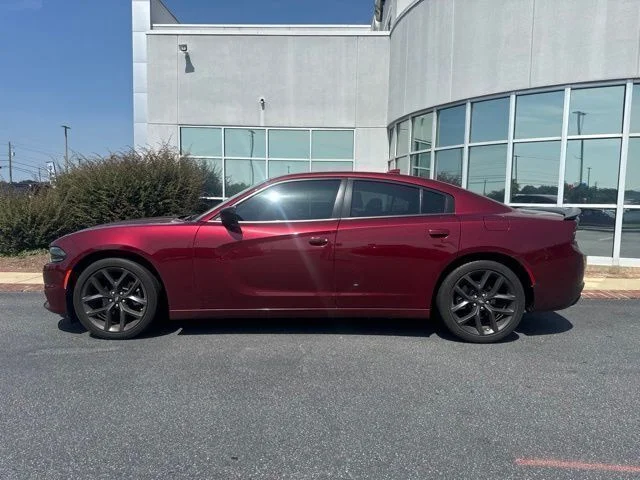 Used 2023 Red Dodge SXT image 11