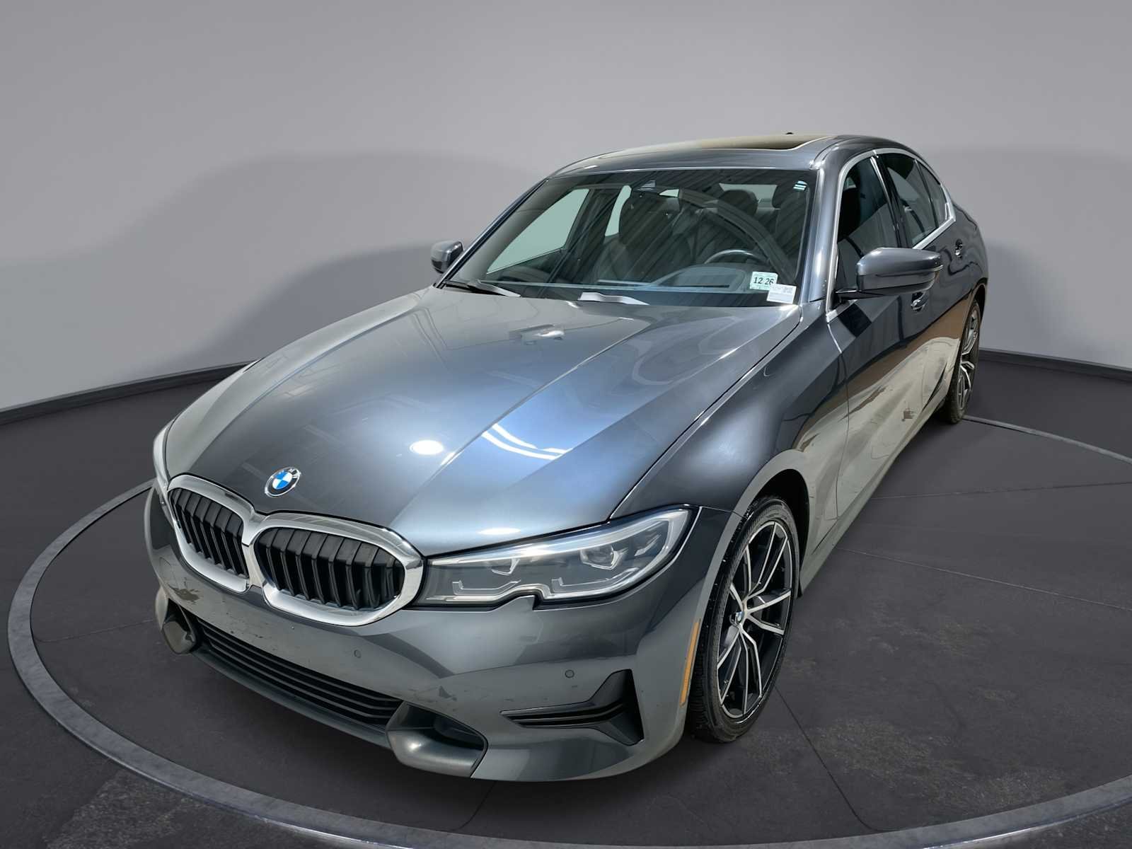 2021 BMW 3 Series 330i xDrive Sedan's photo
