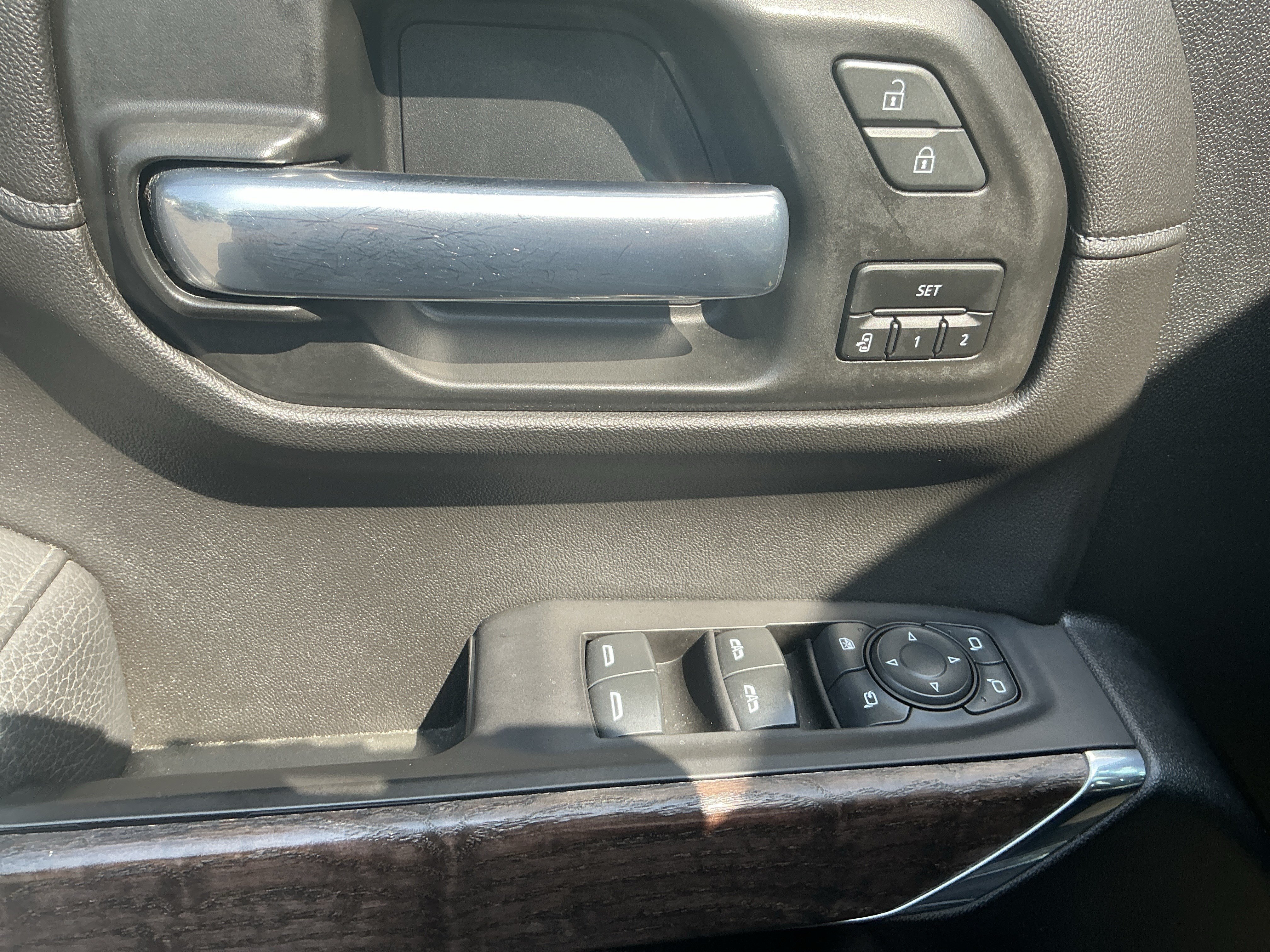 Used 2021 Onyx Black GMC Denali image 14
