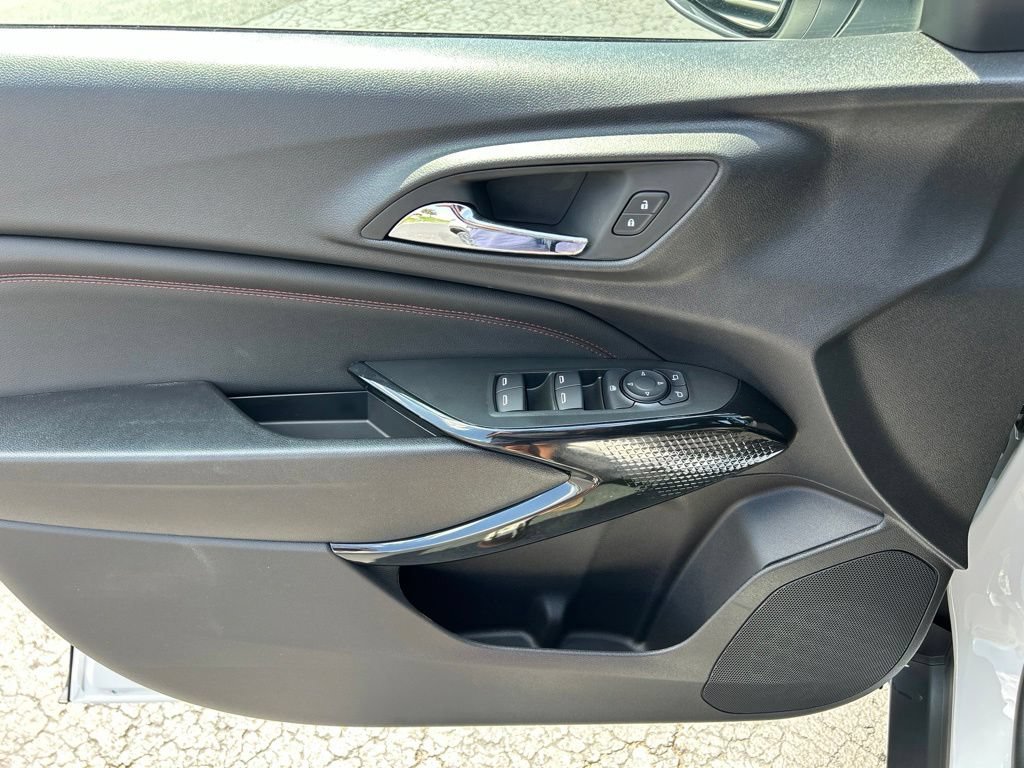 2026 Chevrolet Trax RS - Photo 16