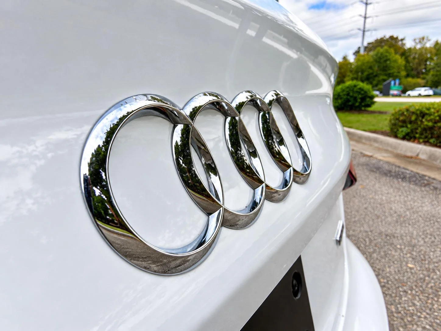 Used 2024 Arkona White Audi S line Premium image 13