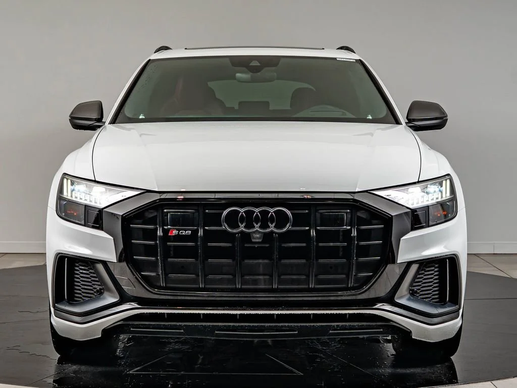 Used 2023 Glacier White Audi 4.0T Prestige image 2