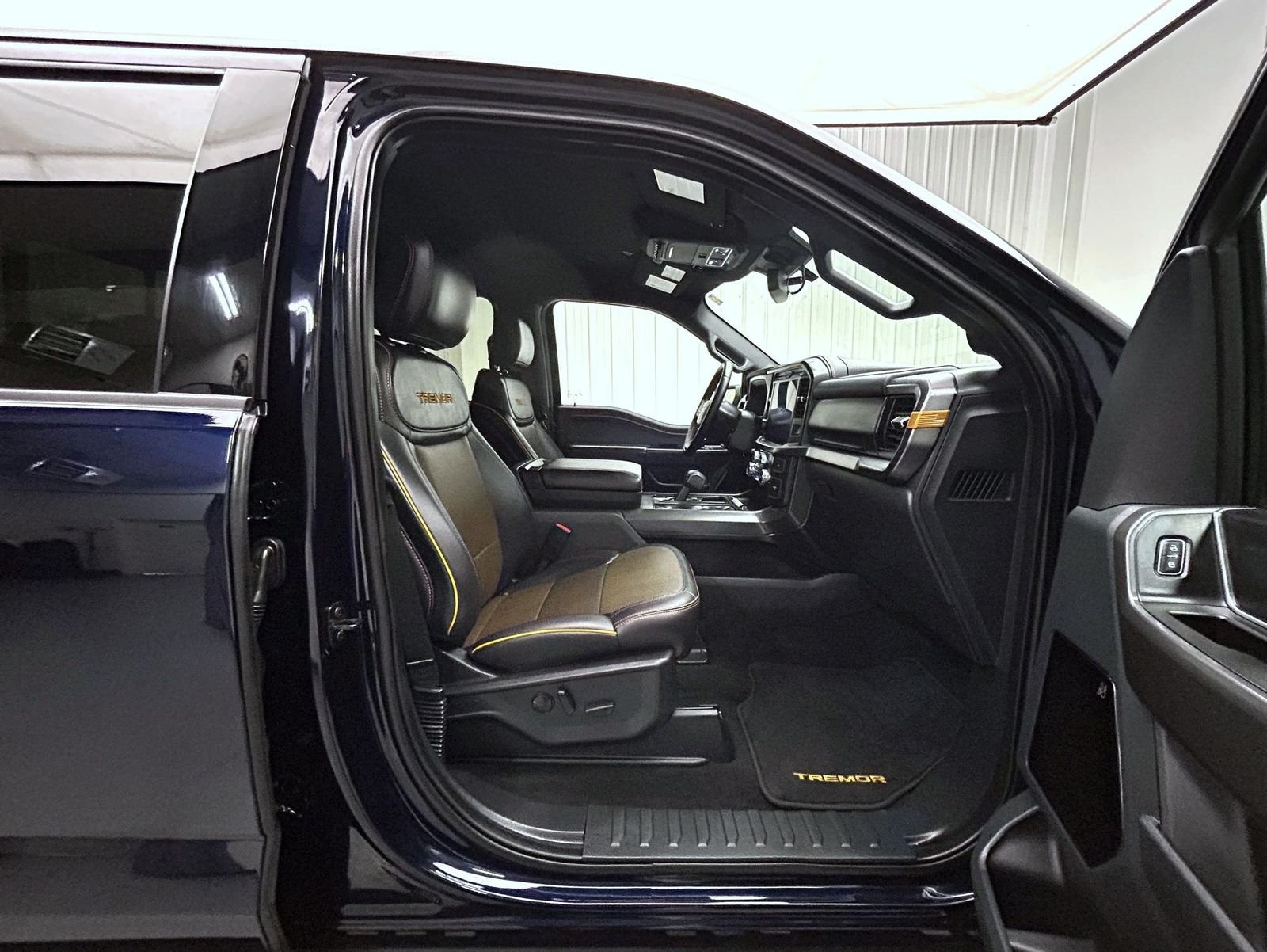 Used 2025 Blue Ford Tremor image 15