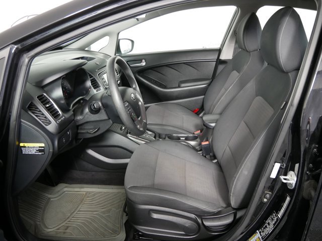 Used 2017 Aurora Black Kia LX w/ Popular Pkg image 9
