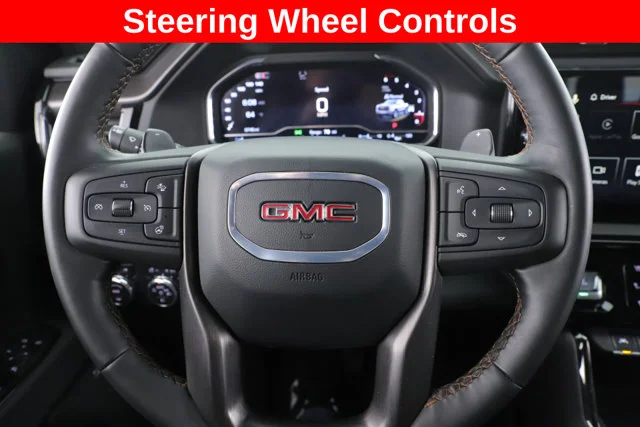 Used 2025  GMC AT4 image 28