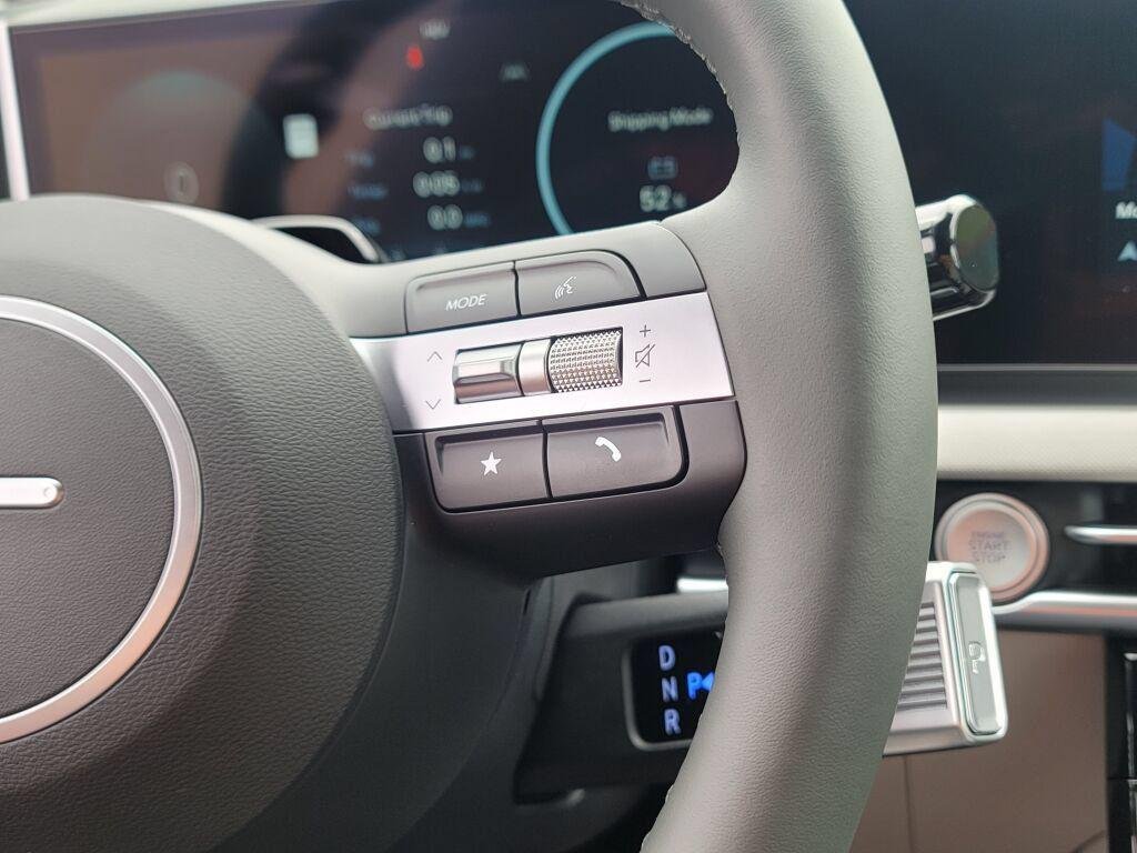New 2026 Ecotronic Gray Hyundai Limited image 29
