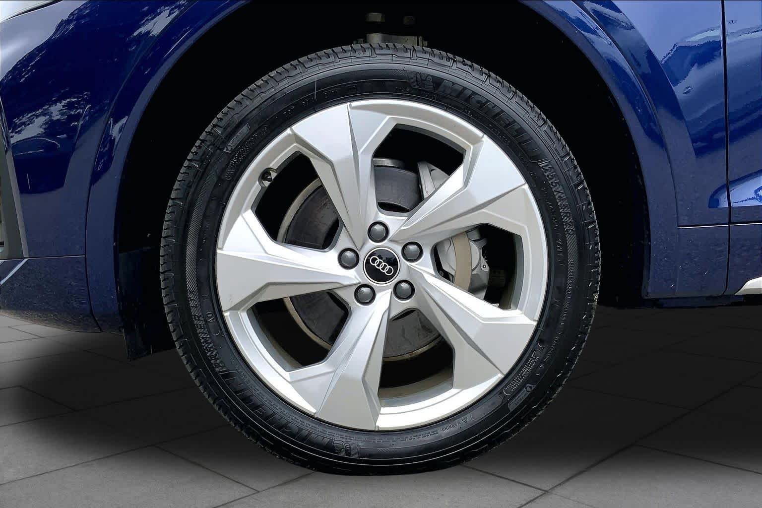 Used 2021 WHITE Audi Premium Plus image 10