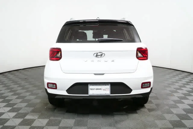 New 2026 Lunar White w/Black Roof Hyundai SEL w/Two-Tone Roof image 4