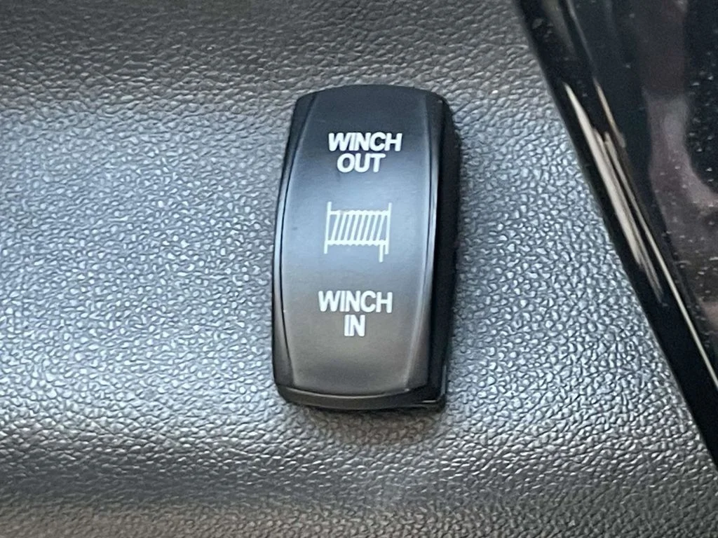 Used 2023 Blue GMC AT4X image 33