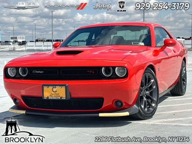 2022 Dodge Challenger R/T Scat Pack's photo