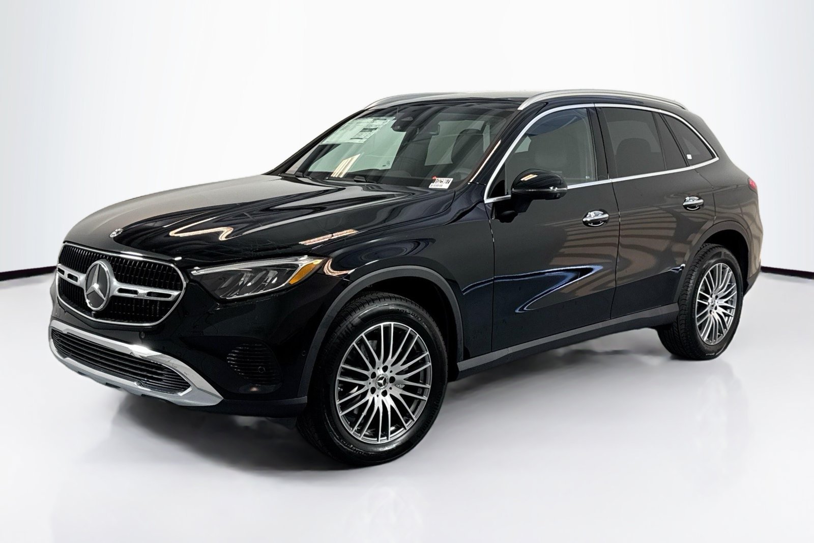 New 2026 Black Mercedes-Benz GLC 300 image 1