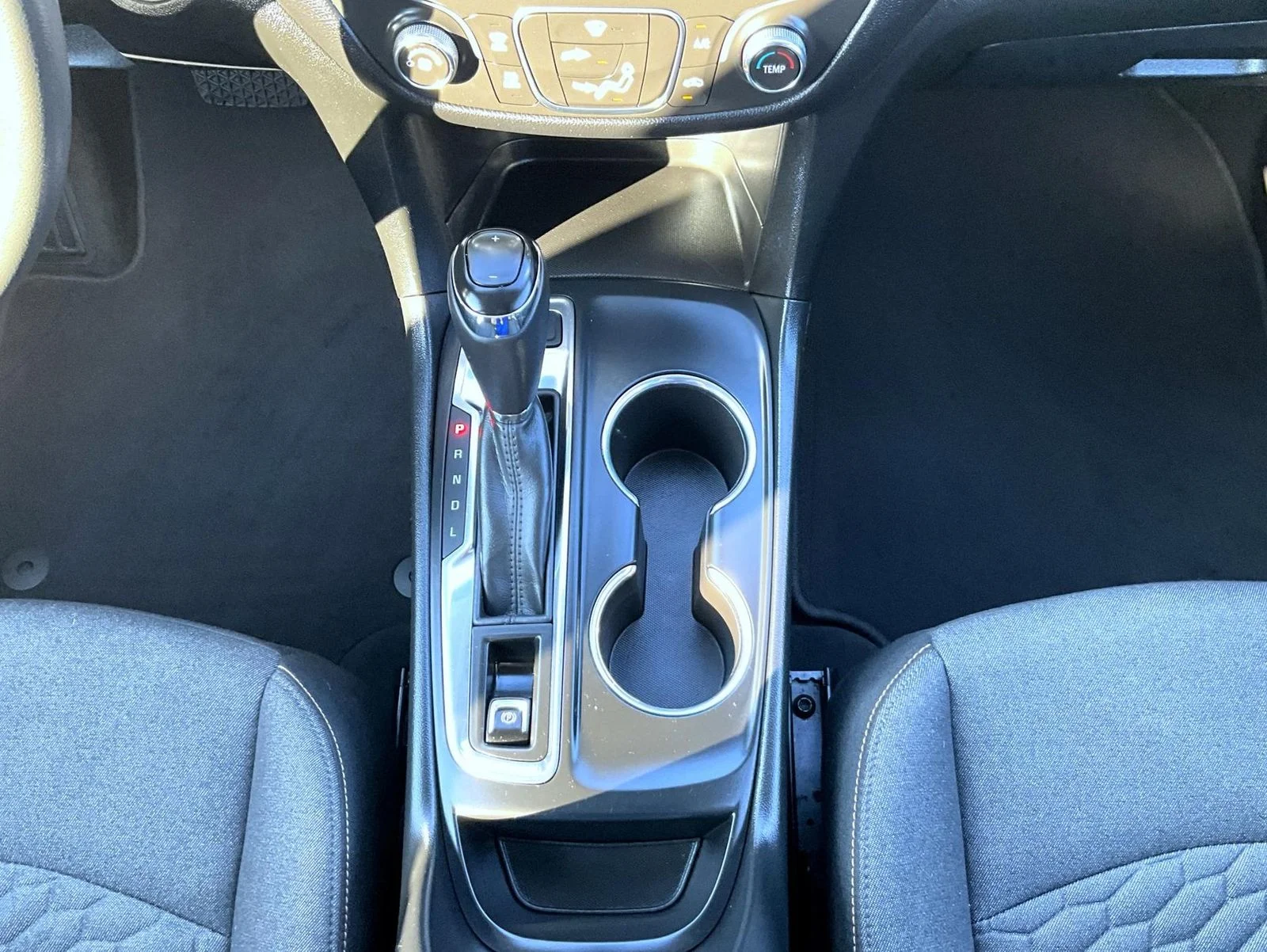 Used 2018 Gray Chevrolet LT image 15