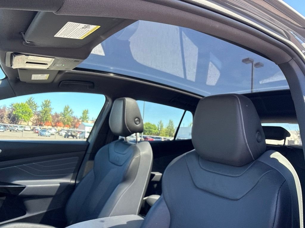 Used 2023 Pure Gray Volkswagen Pro S image 16