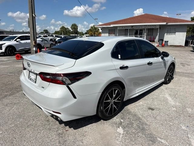 Used 2024 White Toyota SE image 12