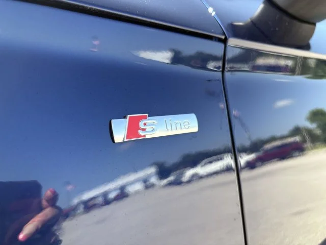 Used 2025 Blue Audi  image 18