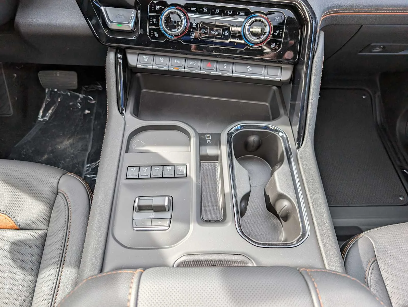 New 2026 Onyx Black GMC AT4 image 15