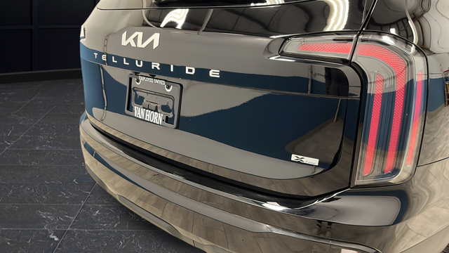 Used 2024 Black Kia SX-Prestige X-Line image 42