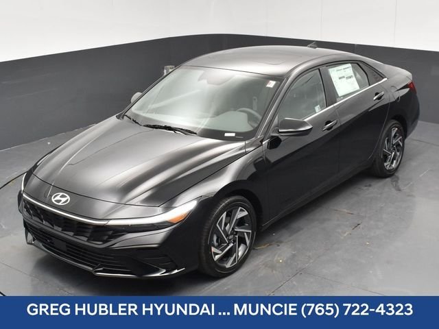 Used 2025 Black Hyundai SEL Convenience image 46