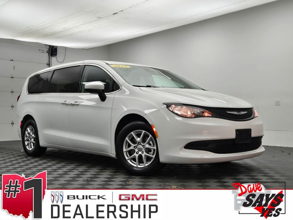 2023 Chrysler Voyager LX