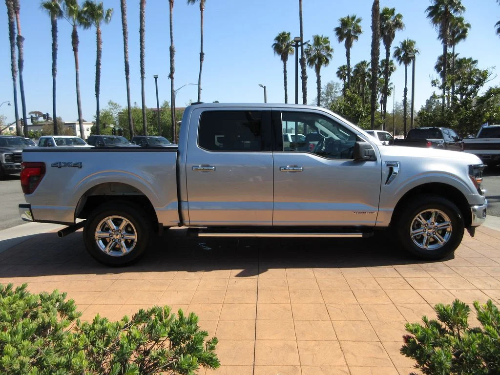 Certified Used 2024 Iconic Silver Metallic Ford XLT image 5