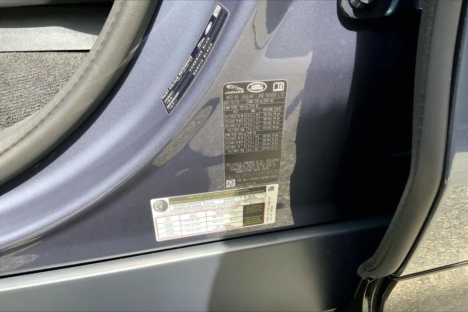 New 2026 Varesine Blue Land Rover Dynamic SE image 11