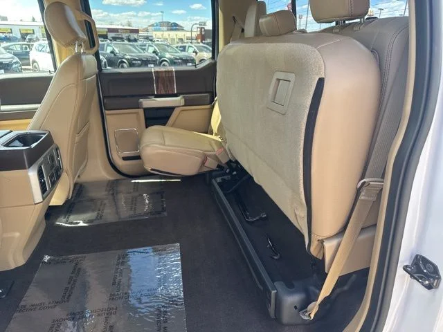 Used 2018 Oxford White Ford Lariat image 25
