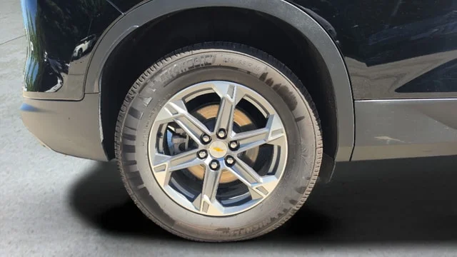 Used 2023 Black Chevrolet LT image 40