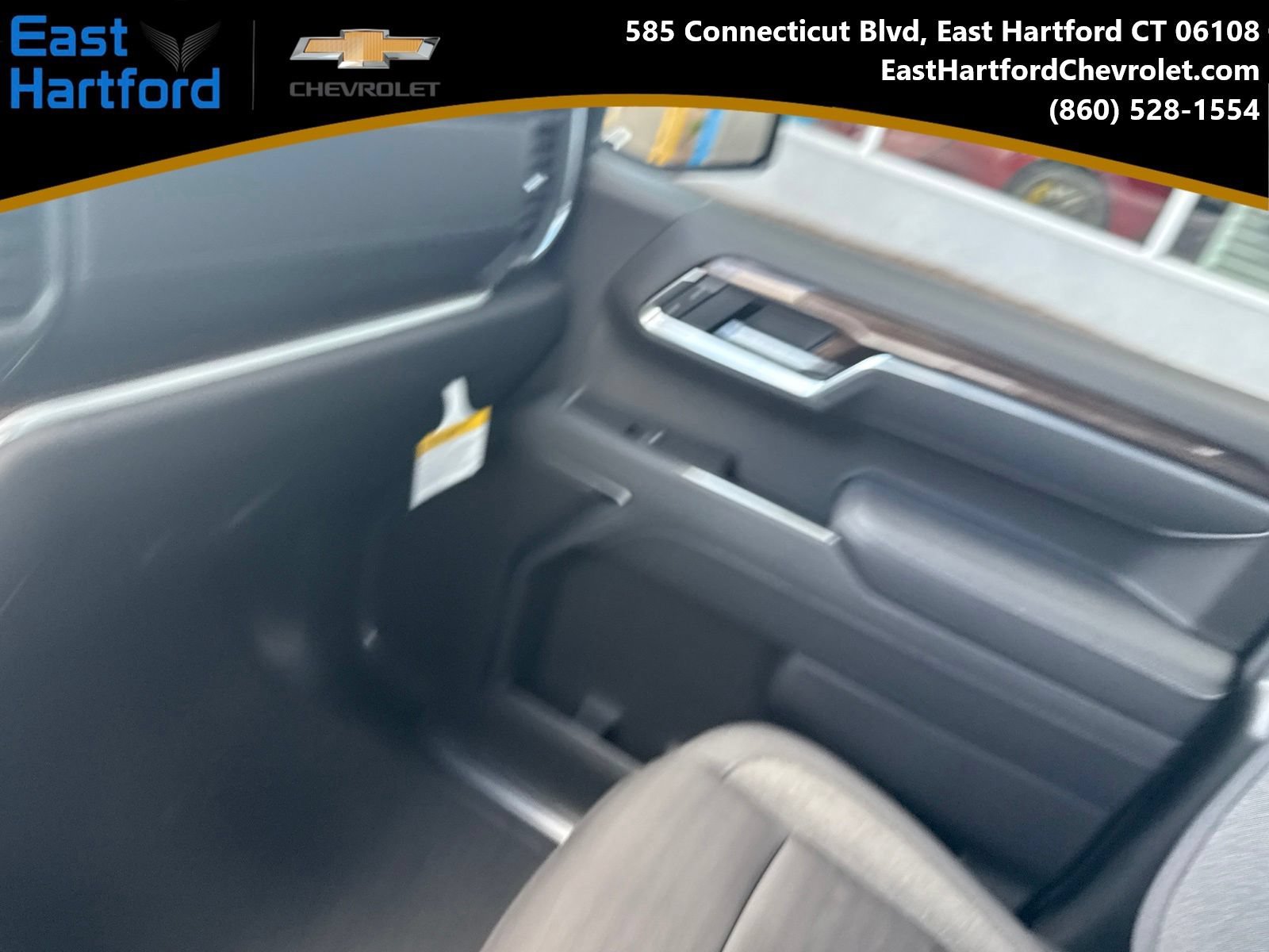 New 2026 Summit White Chevrolet LT (2FL) with Convenience Package - Trailering Package - 20in Grazen Wheels image 22