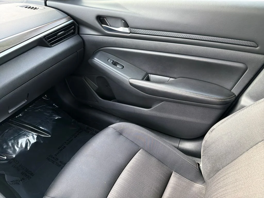 2024 Nissan Altima SV - Photo 29