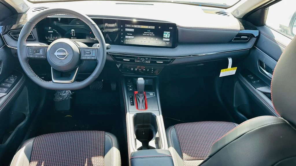 2026 Nissan KICKS SR - Photo 14