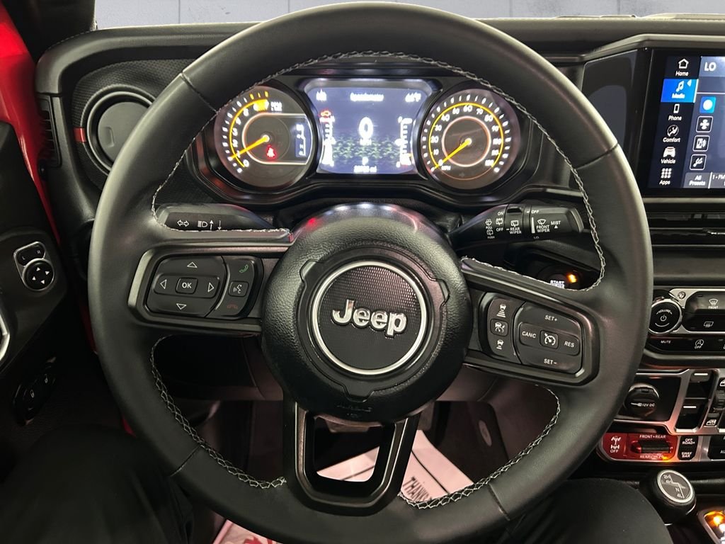 Used 2025 Red Jeep Rubicon image 9