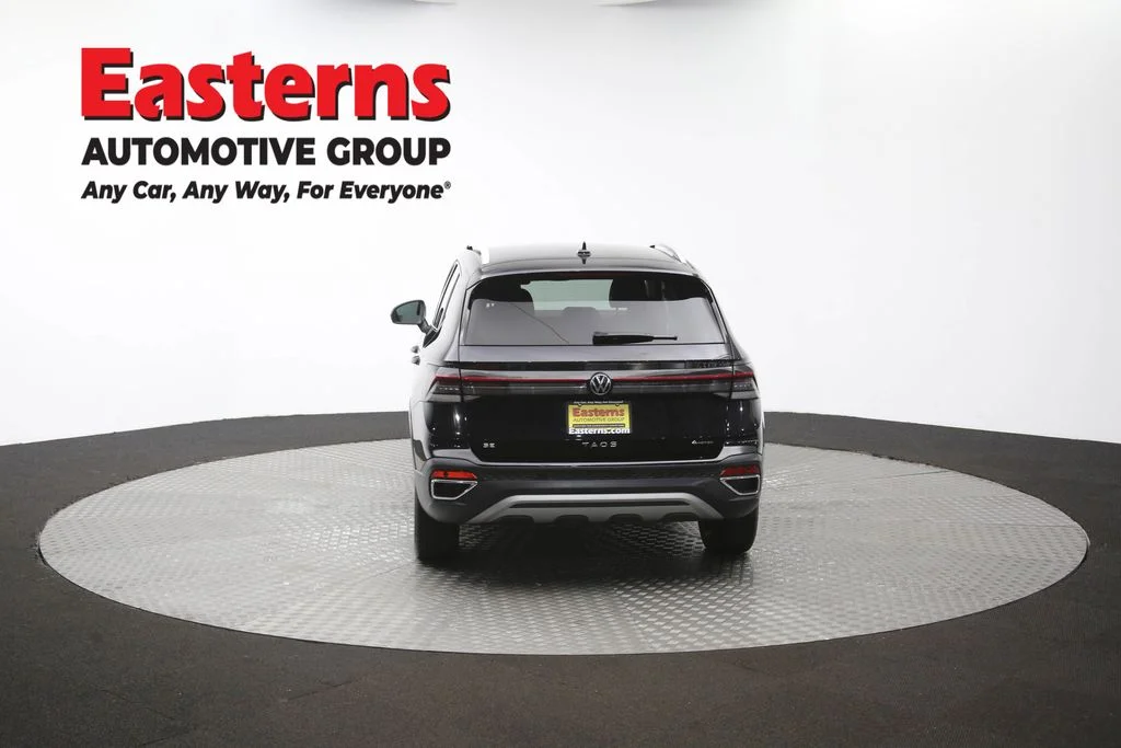 Used 2025 Black Volkswagen 1.5T SE image 36