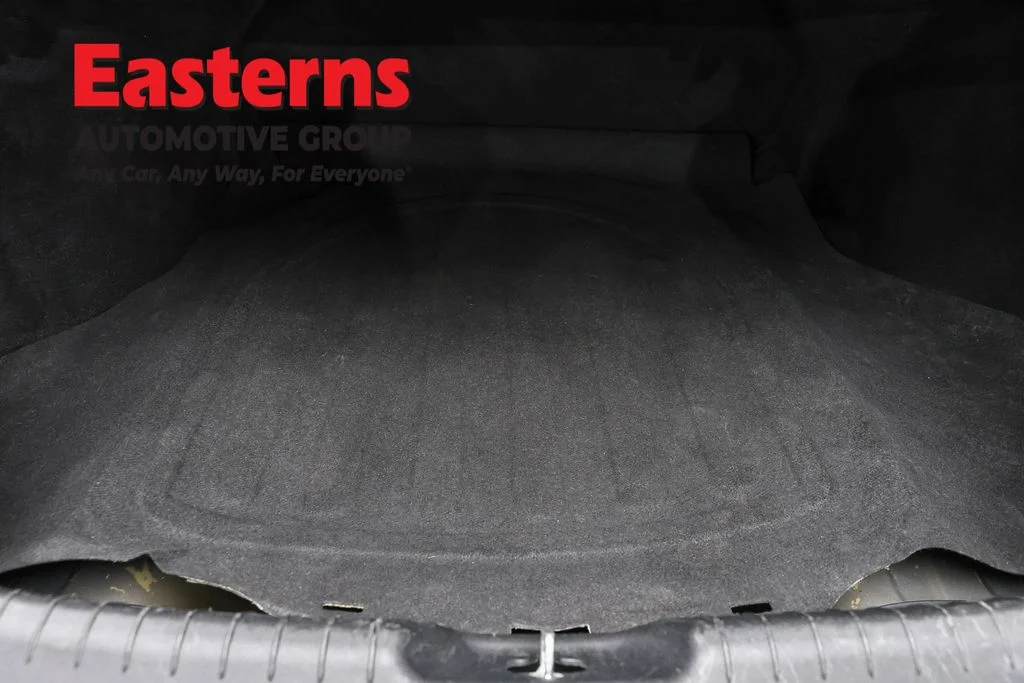 Used 2021 Gray Hyundai SEL image 9