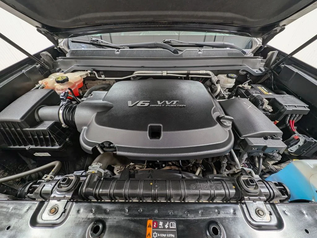 Certified Used 2019 Black Chevrolet ZR2 image 31